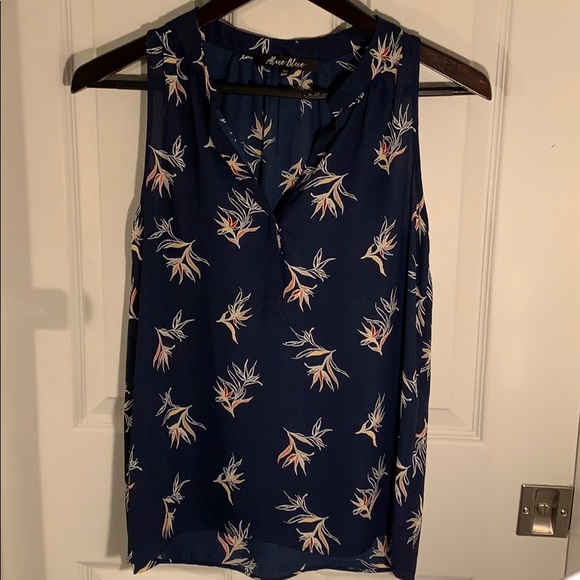 Alice Blue - Top - Small - light and flowy - Picture 2 of 4